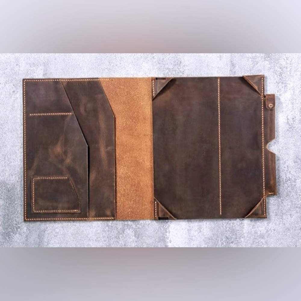 Leather case - Picture 5 of 16